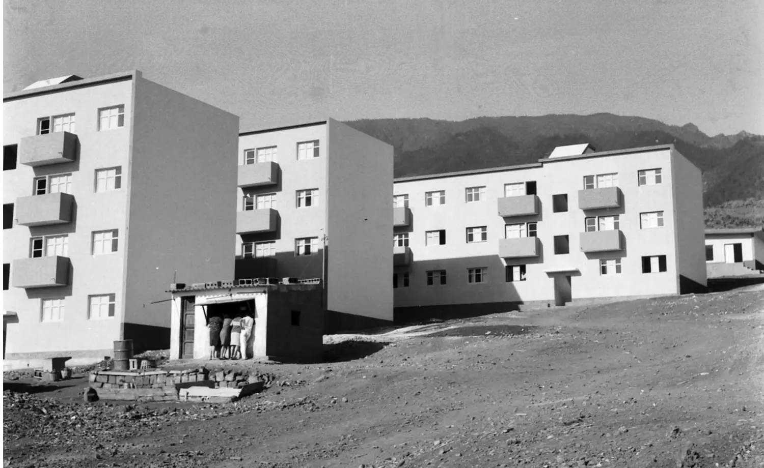 Estrenando casas en La Huerta Nueva y Santiago