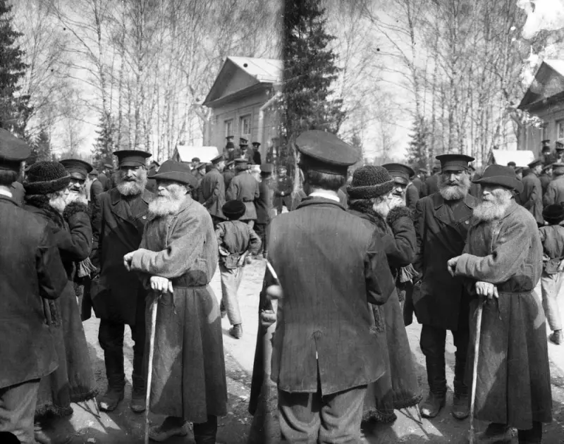 Peasants in Russia (1917)