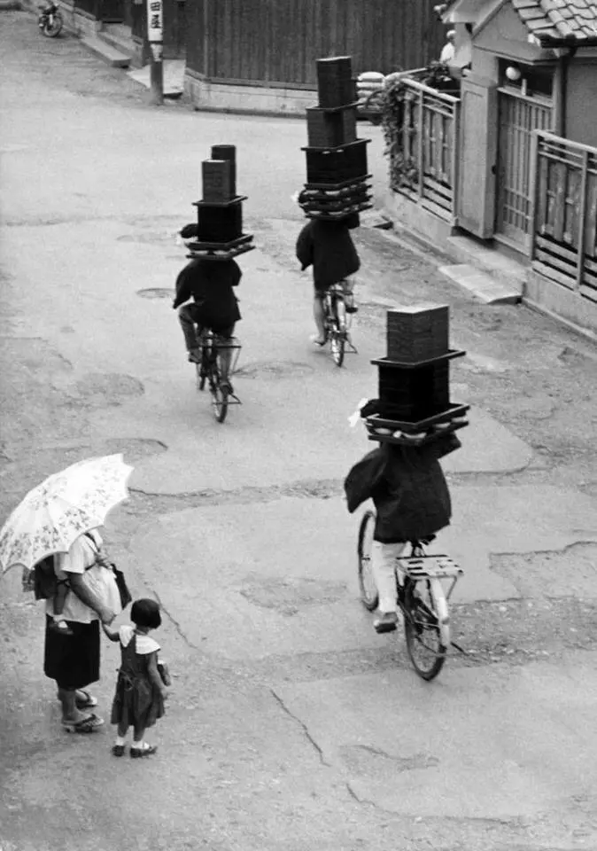 Fast Food Delivery in Japan
