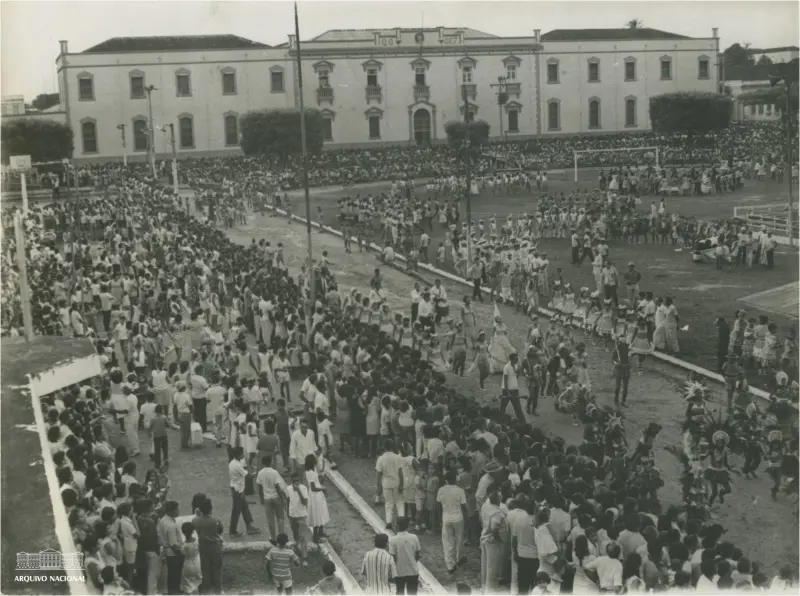 FESTIVAL FOLCLÓRICO