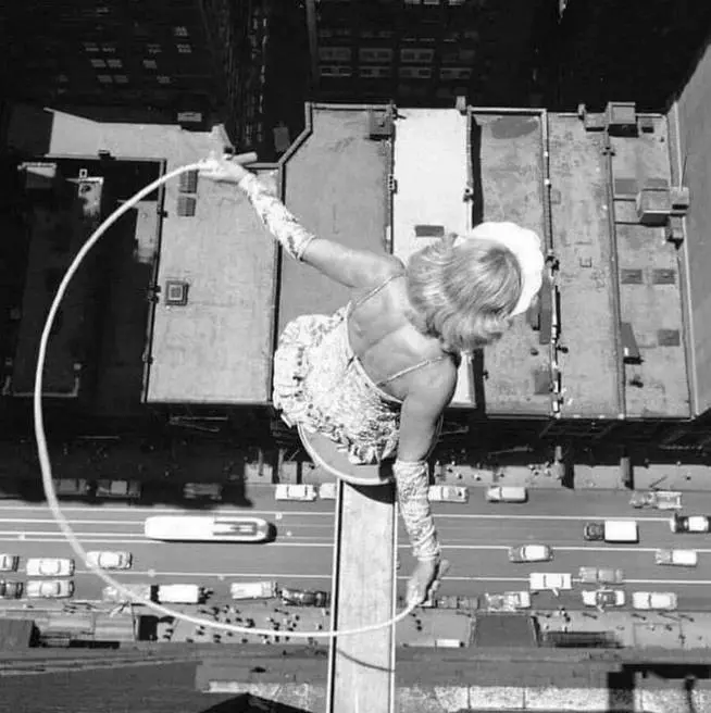 Aerialist Betty Fox Jumps Rope