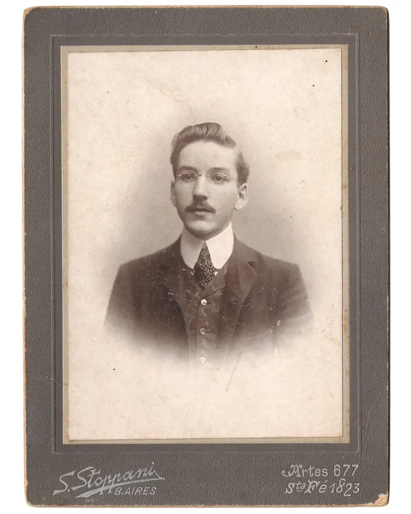 RETRATO DE Martín Puyade