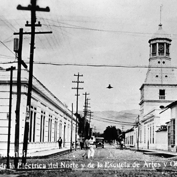 Calle 13 con Avenida 4ª