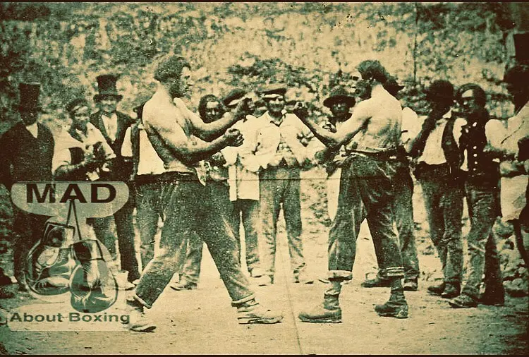 Oldest photo of people boxing.