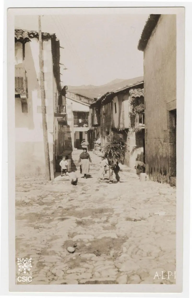CALLE A LA PLAZA