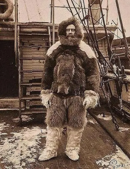 Polar Explorer