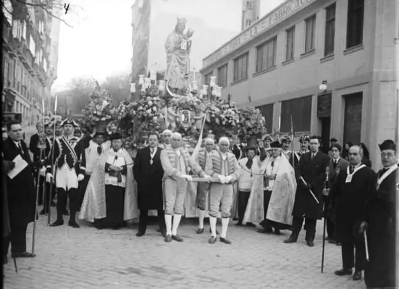 Virgen de la Almudena 