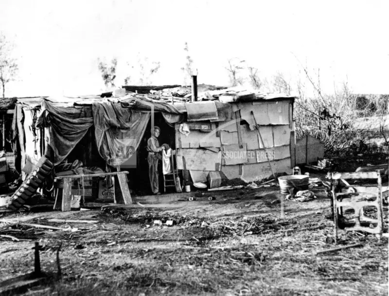 Dust Bowl migrant camp