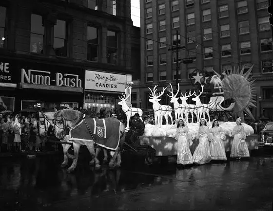 The Rikes Christmas Parade 