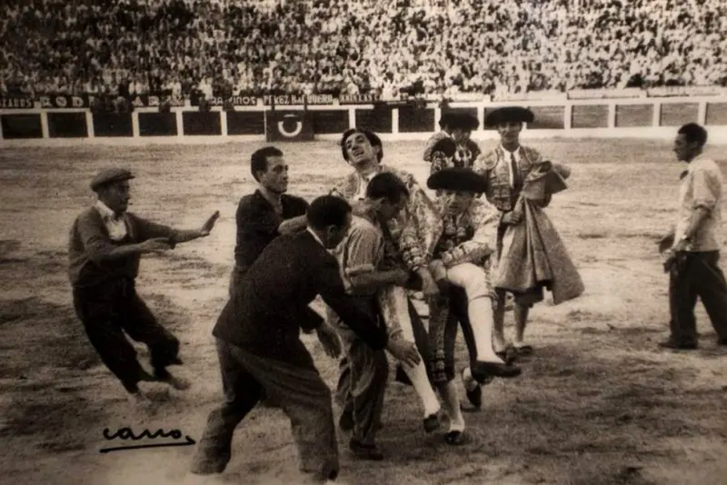 EL TORERO MANOLETE, HERIDO DE MUERTE