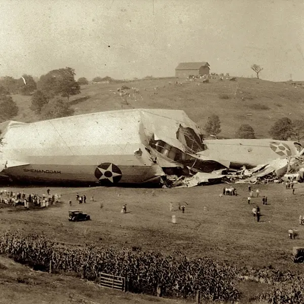 The Navy airship ZR-1