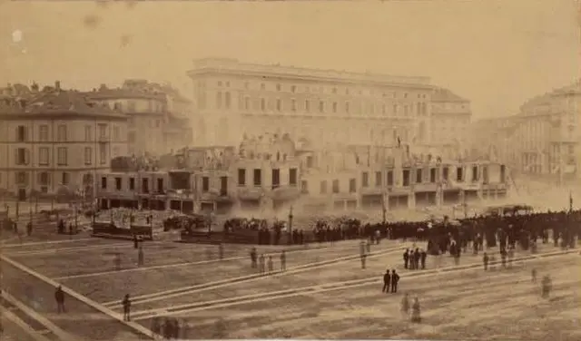  - Demolizione del Rebechino en piazza Duomo 