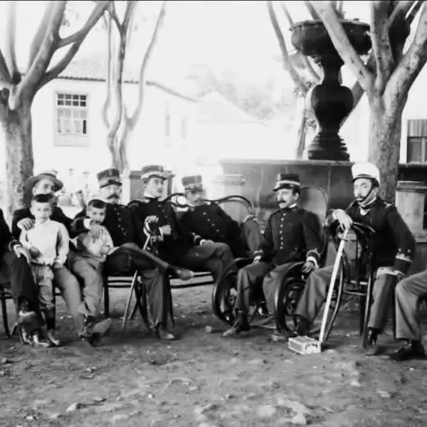 Militares en la Plaza de S. Francisco