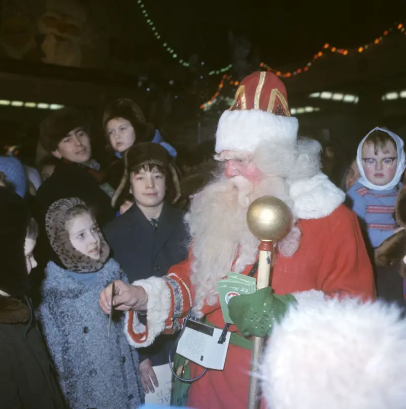 Santa Claus welcomes young customers at Detsky Mir