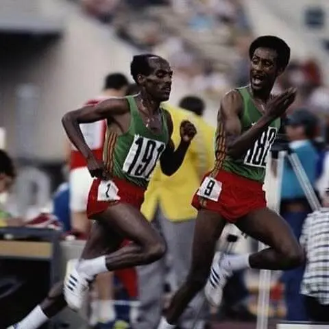 ቀናት_የ100_አመት_ፎቶዎች