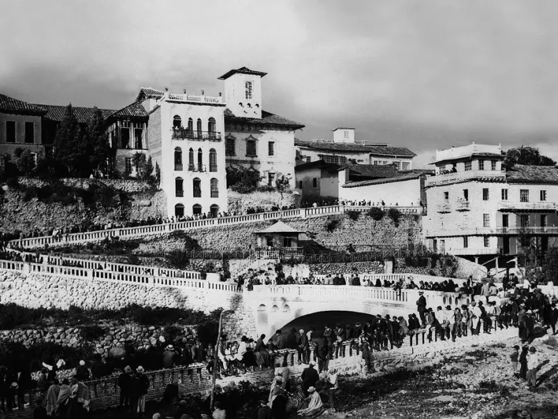 Inauguración del Puente del Centenario.