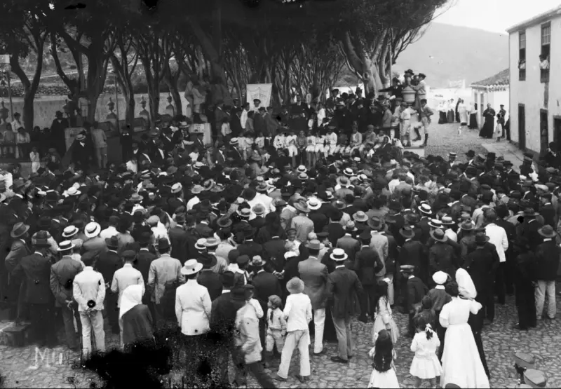 Mitin anticlerical en la Alameda 