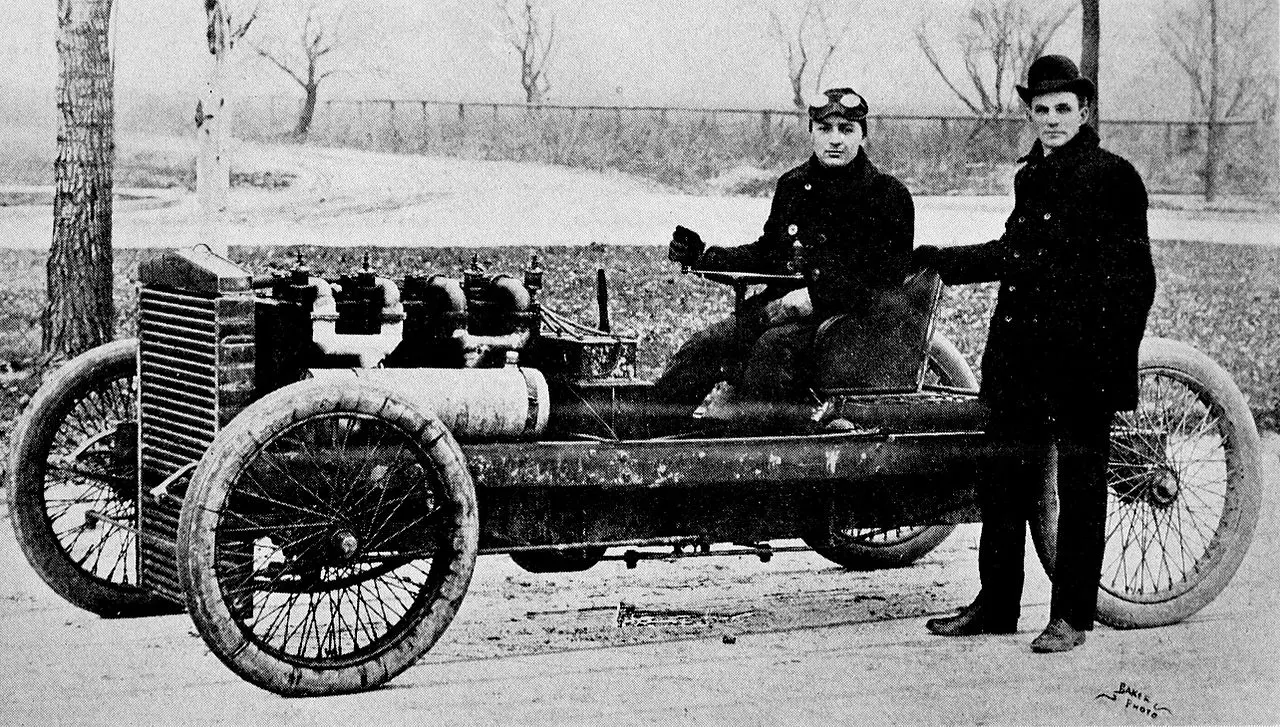 Henry Ford and Barney Oldfield with Old 999