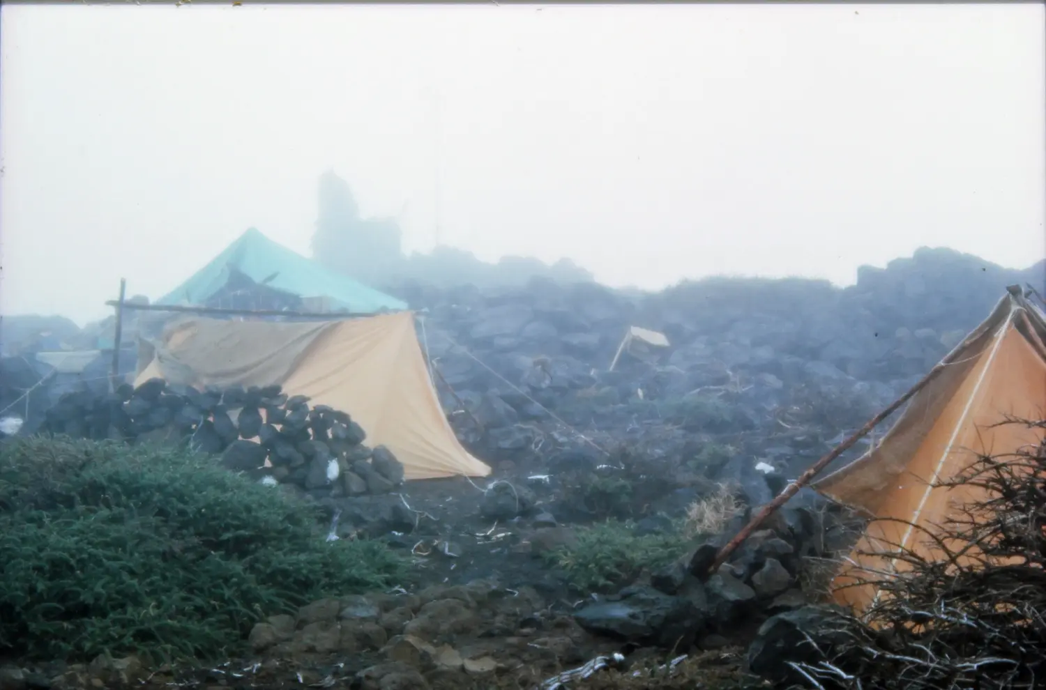 Primeros campamentos en el Roque de Los Muchachos.