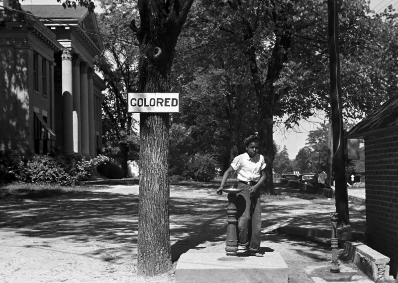 Segregation Drinking fountain