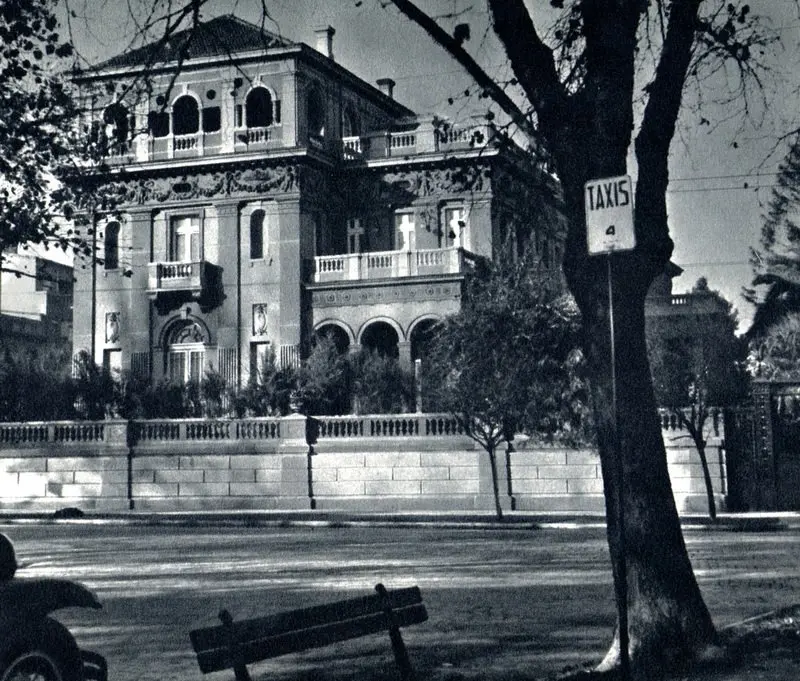 El Palacio Bruna, consulado de los EEUU.