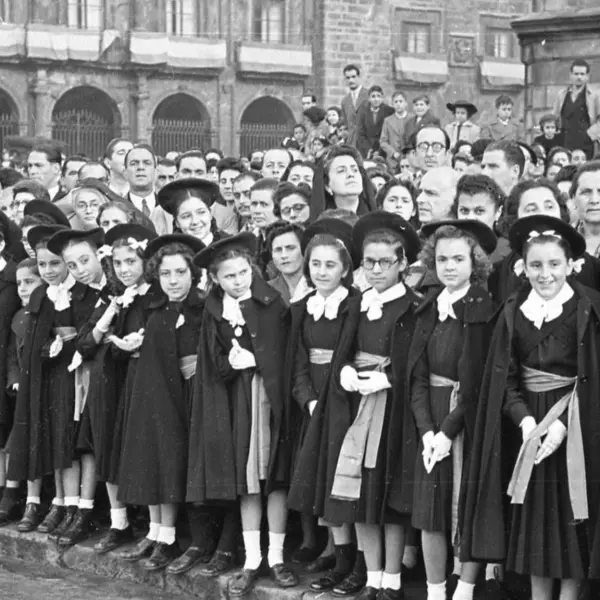 Recibimiento del Obispo de Oviedo.