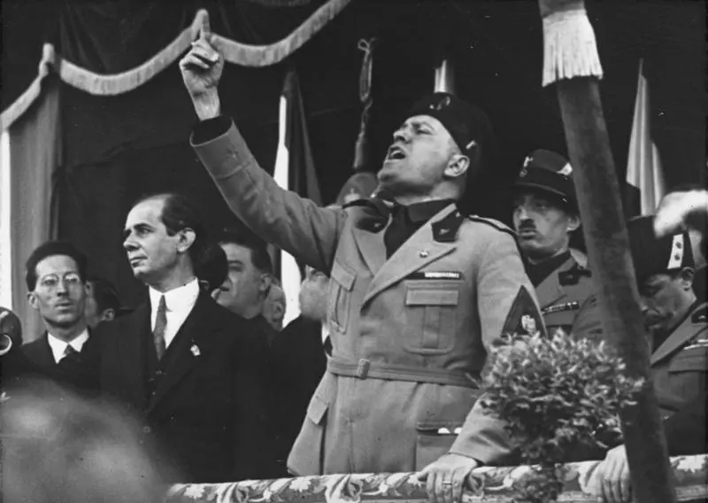 Discurso político de Mussolini