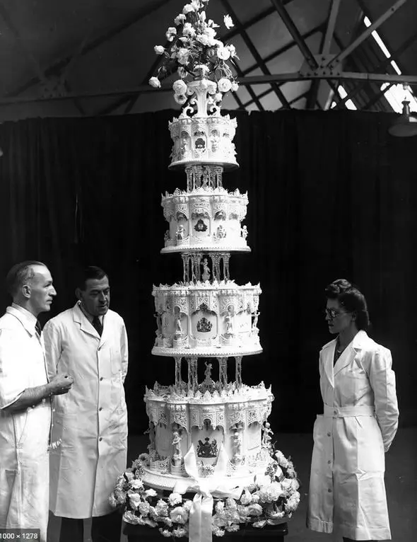 Queen Elizabeth II's Wedding Cake