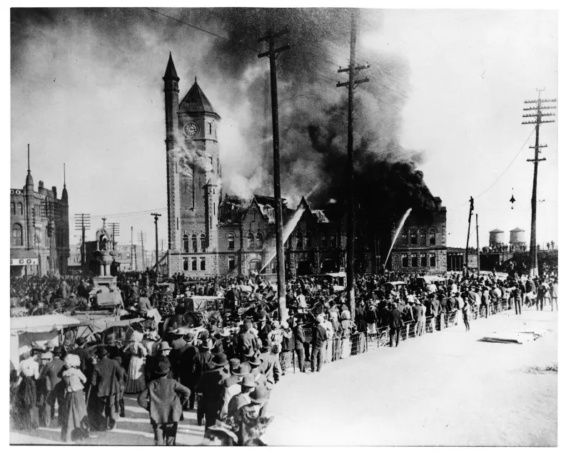 Texas & Pacific Railway passenger station engulfed in fire