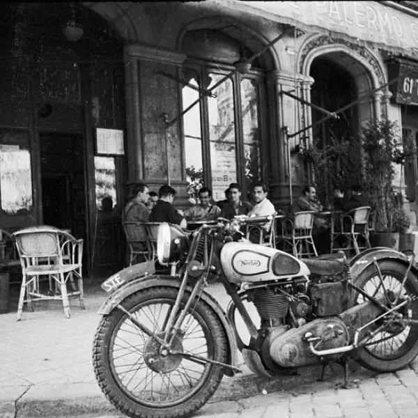 Moto Norton del ejercito republicano