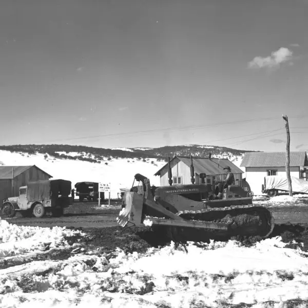 Tumut Pond equipment