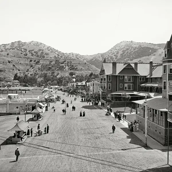 Crescent Avenue