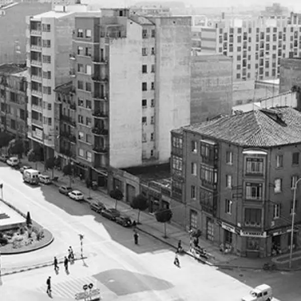 Esquina Gral Vara de Rey con Gran Vía