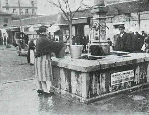 Primera fuente pública de Vallecas.