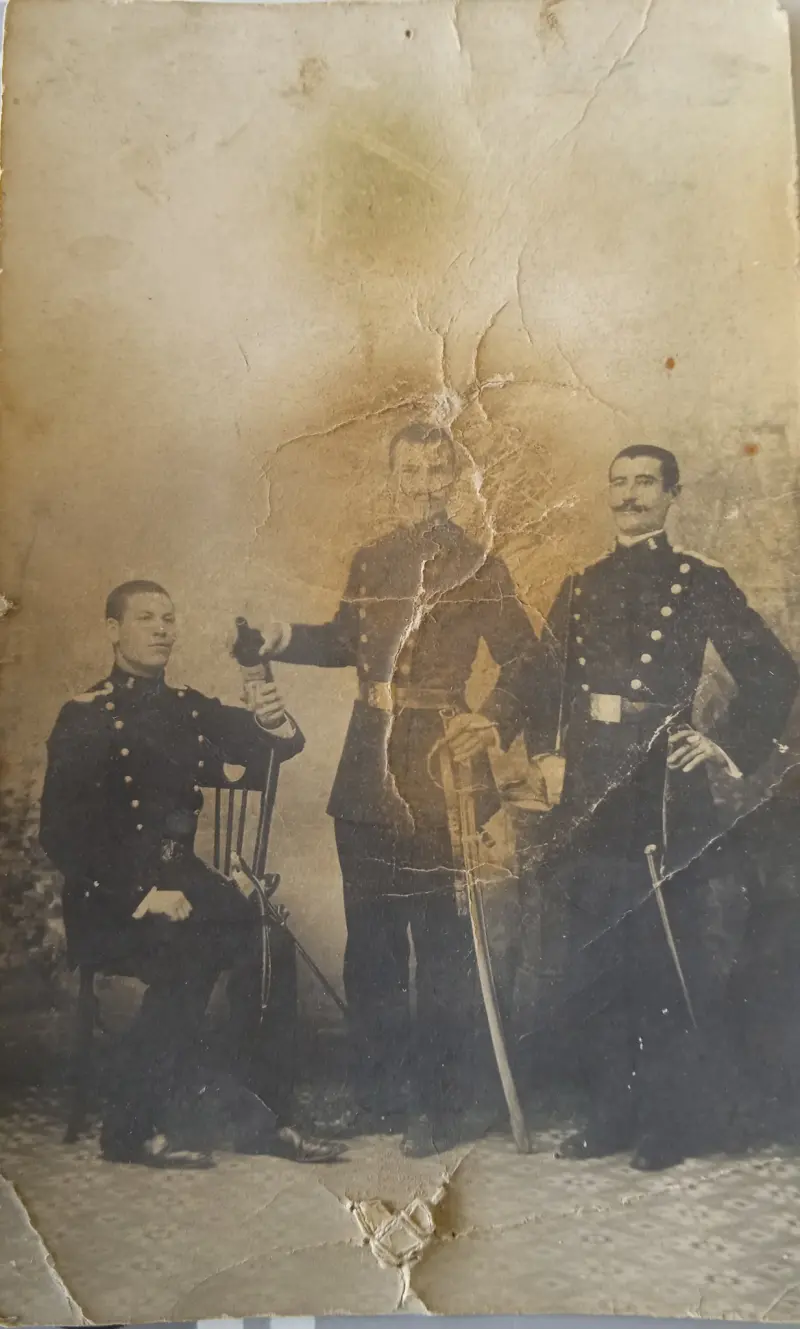 Militares, en el centro Isidro Almodóvar Collado 