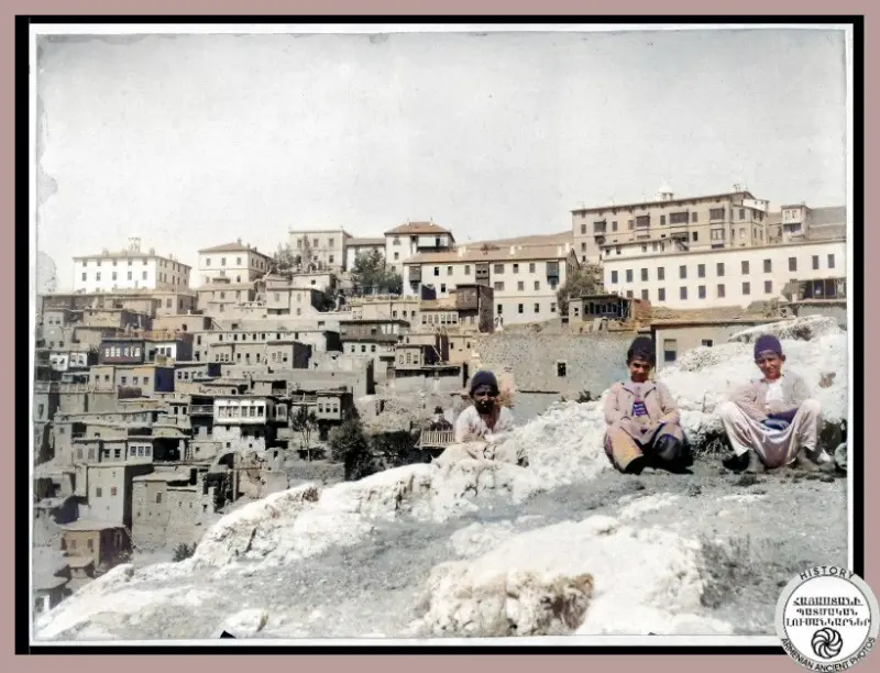 Euphrates school complex in Kharberd