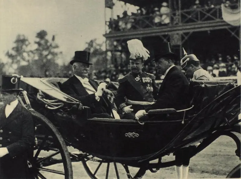 El presidente Juan Luis Sanfuentes