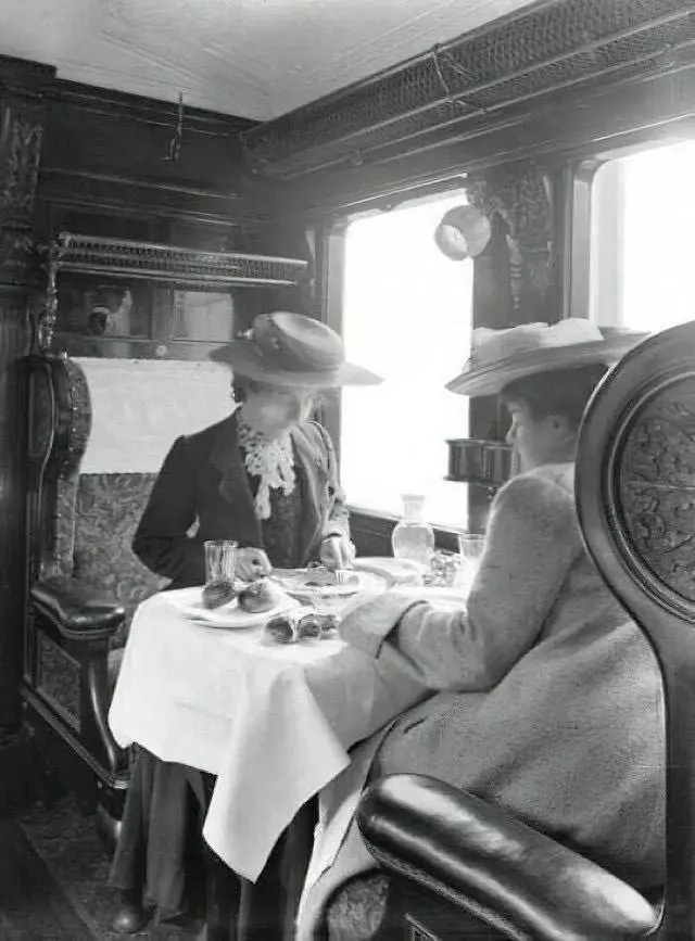 Visitors to the Dining Car
