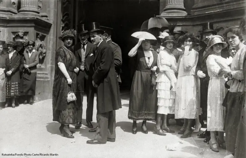  Boda en la iglesia de Santa María
