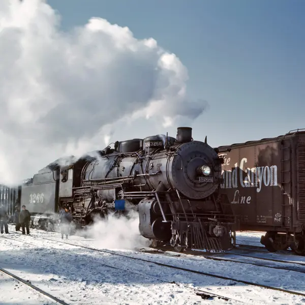 Santa Fe freight about to leave