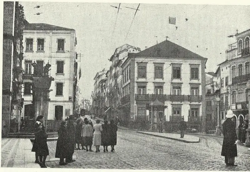 Praça 8 de Maio e Visconde da Luz