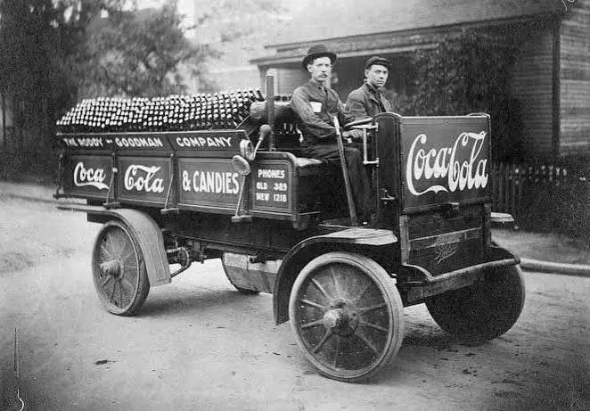 Coca-Cola Delivery Truck in Knoxville