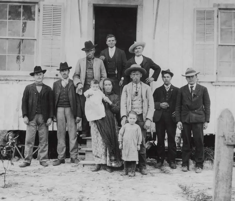Italian settlers at the St. Helena farming colony