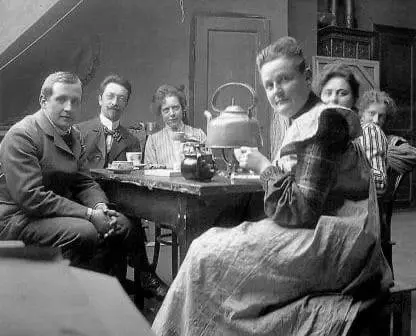 Vasily Kandinsky with members of the Phalanx