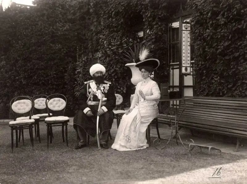 Meeting between Empress Alexandra Feodorovna and Emir of the Bukhara Khanate Seyid Abdul-Ahad Khan