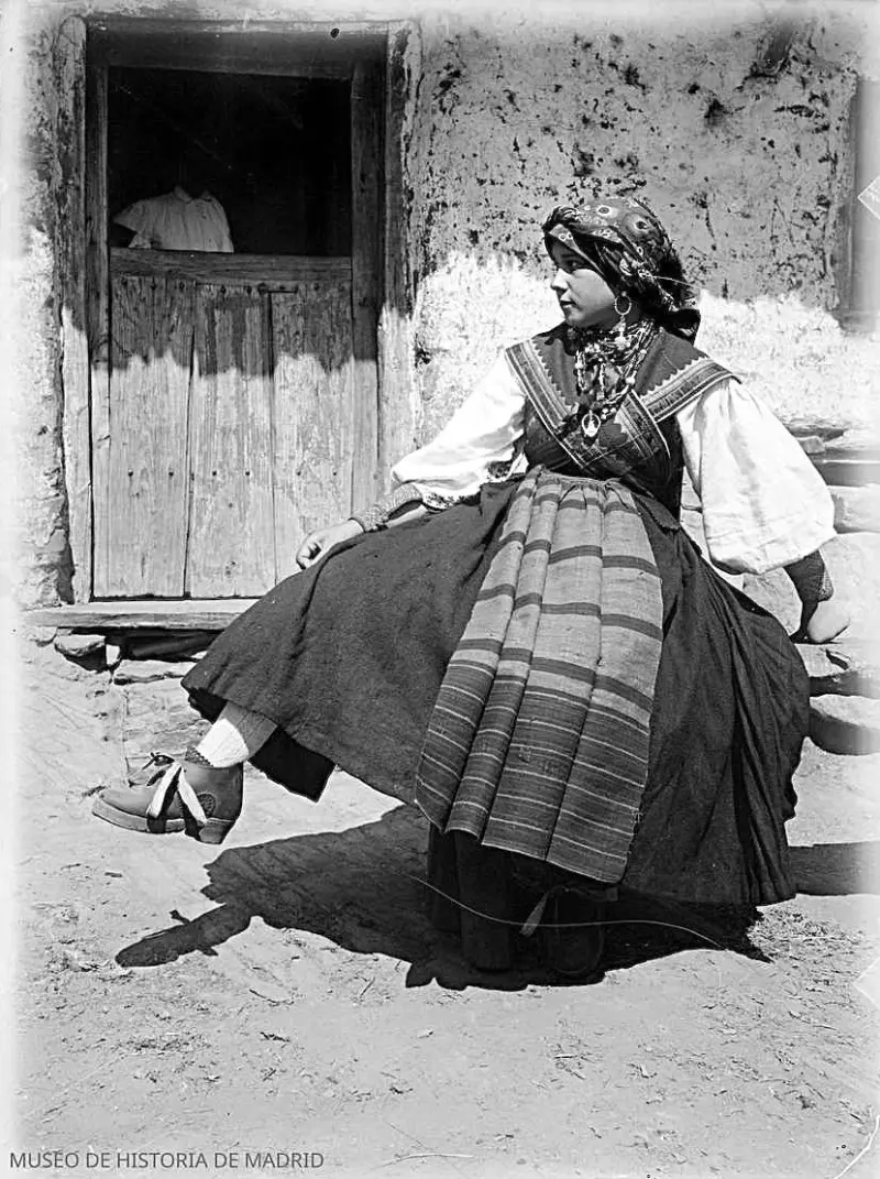 Alumna de la Escuela de Cerámica Madrileña