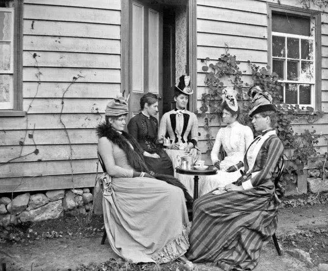 Women having tea