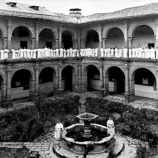 Claustro mayor de la Basílica de la Merced