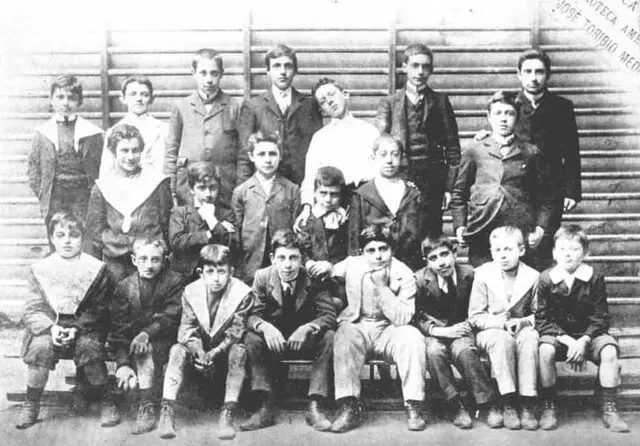 Alumnos del Instituto Nacional de Chile 