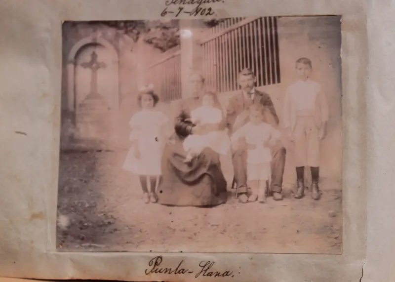 Foto familiar en Fuente de San Juan